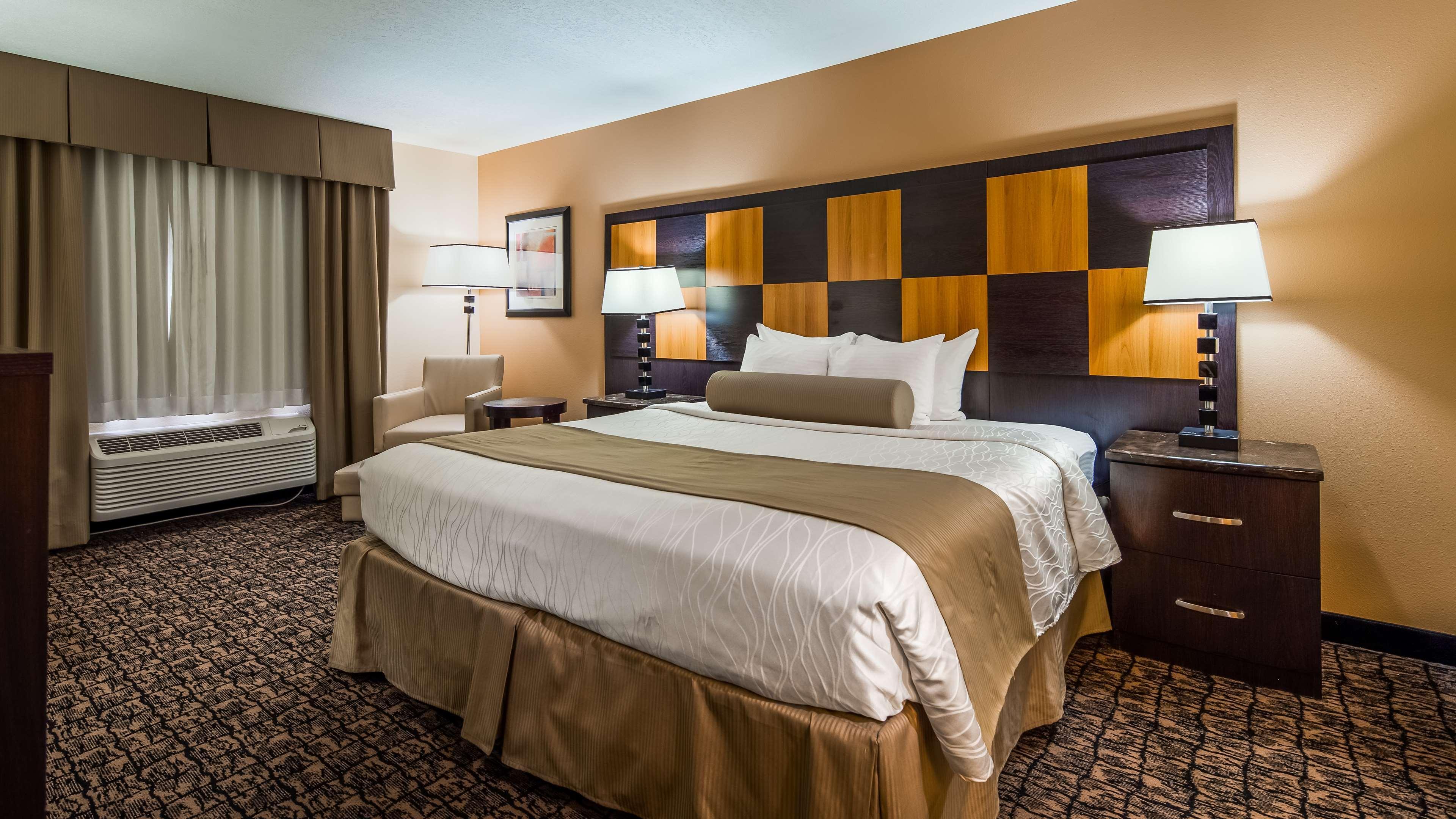 Best Western Plus - Wendover Inn Zewnętrze zdjęcie