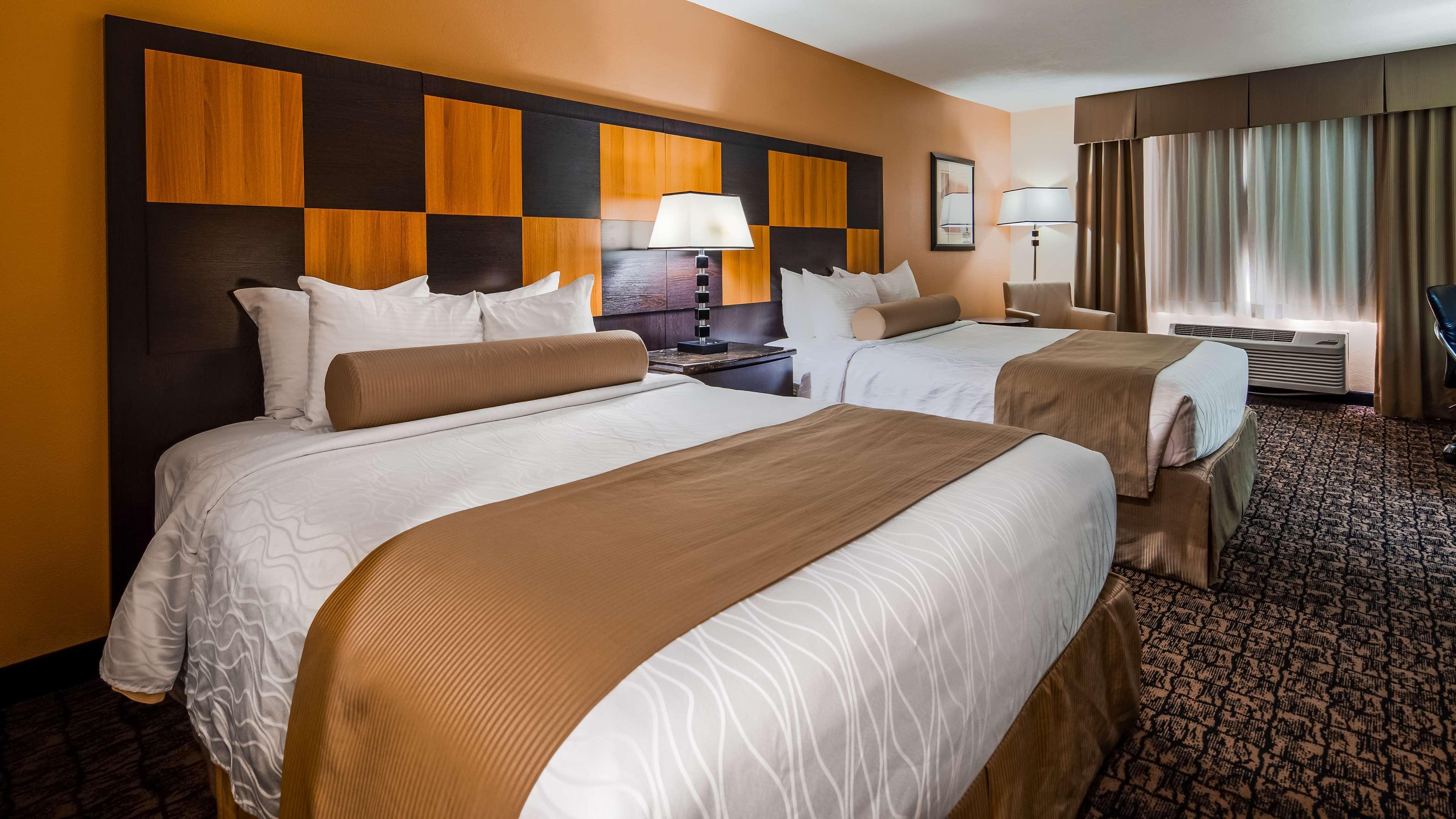 Best Western Plus - Wendover Inn Zewnętrze zdjęcie