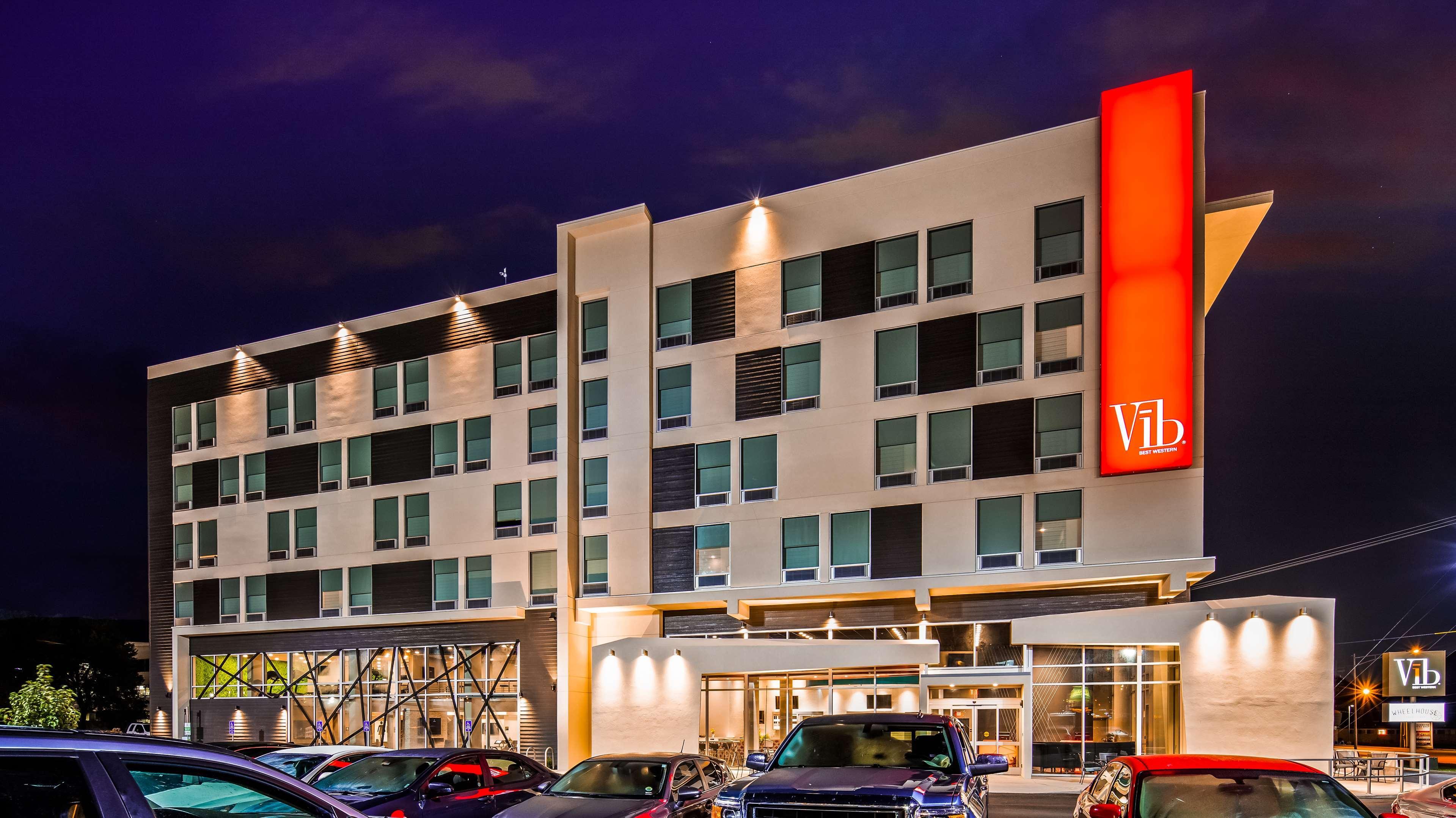 Best Western Plus - Wendover Inn Zewnętrze zdjęcie